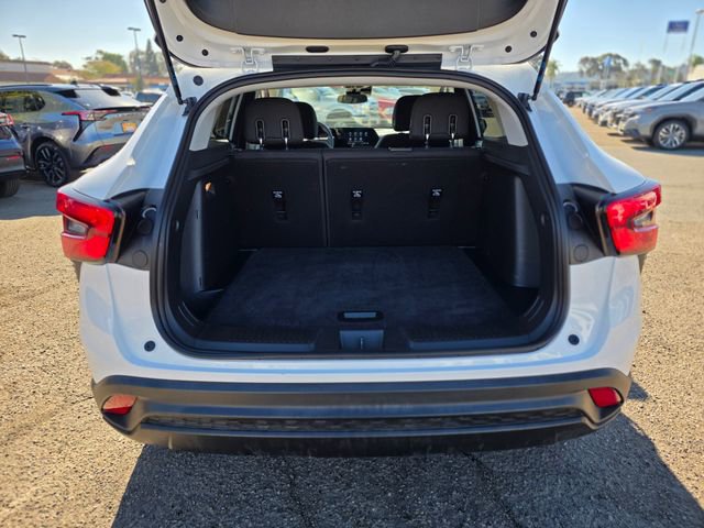 Used 2025 Chevrolet Trax LS image 11