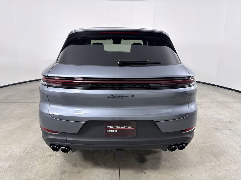 New 2026 Porsche Cayenne S image 6