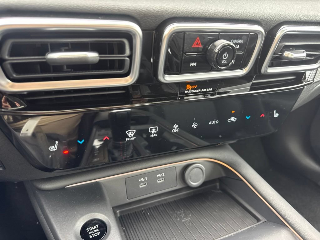 New 2026 Nissan Sentra SR w/ SR Premium Package FWD image 15
