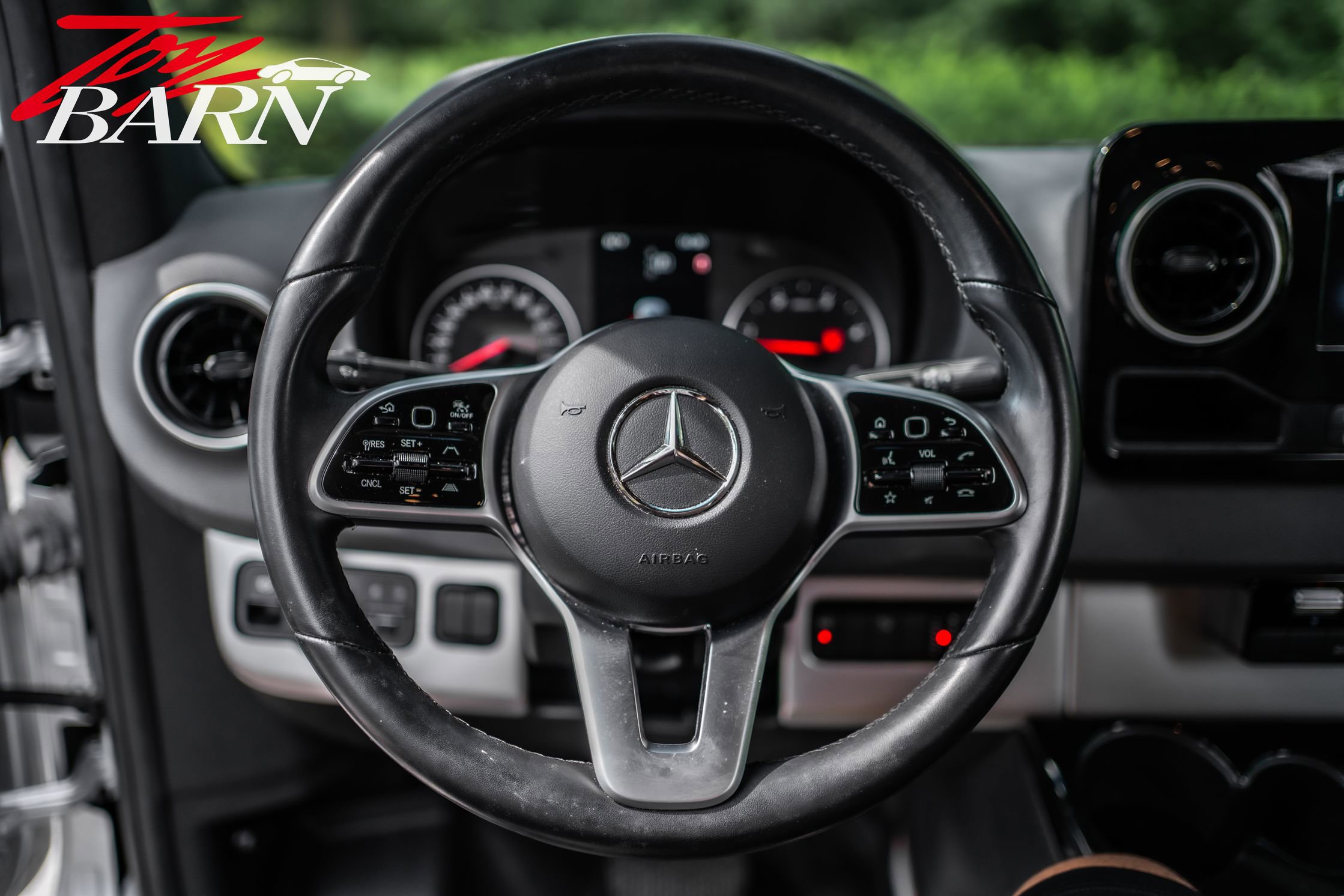 Used 2020 Mercedes-Benz Sprinter 2500 image 30