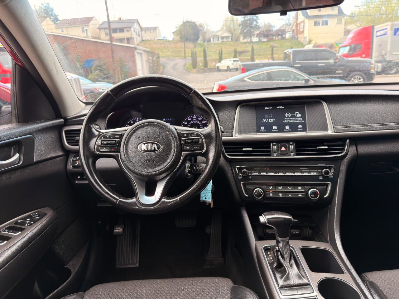 Used 2018 Kia Optima S w/ Panoramic Sunroof Package image 19