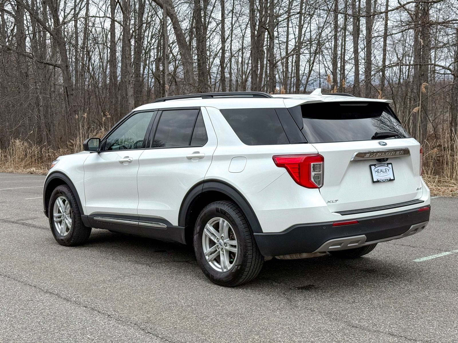 Certified 2023 Ford Explorer XLT w/ Equipment Group 202A image 4