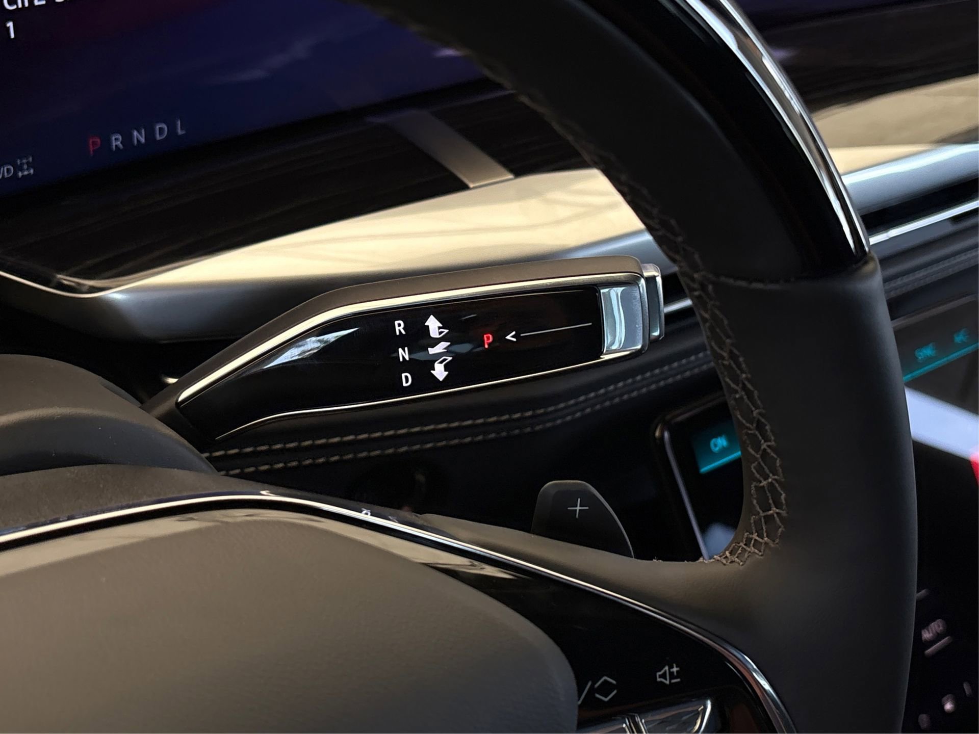 New 2026 Cadillac Escalade ESV Sport w/ LPO, ONYX Package image 30