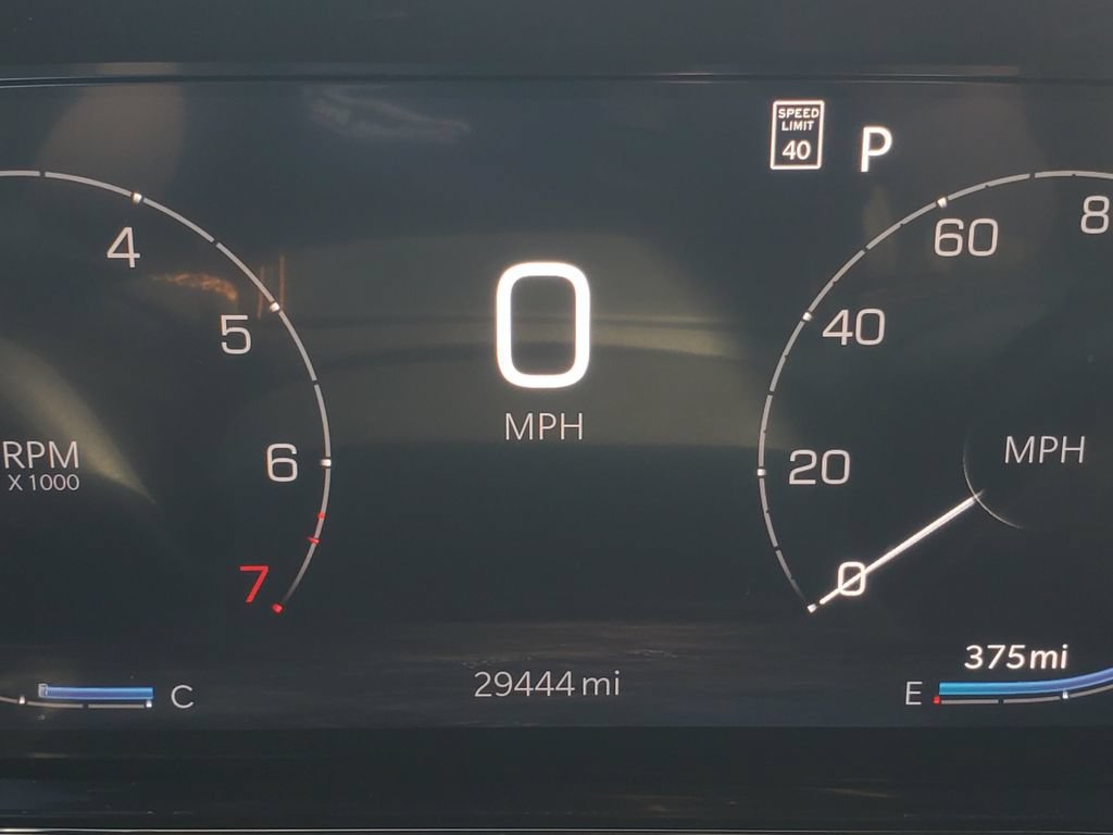 Used 2025 Jeep Grand Wagoneer L Series III w/ Rear Seat Video Group 1 AWD/4WD image 13