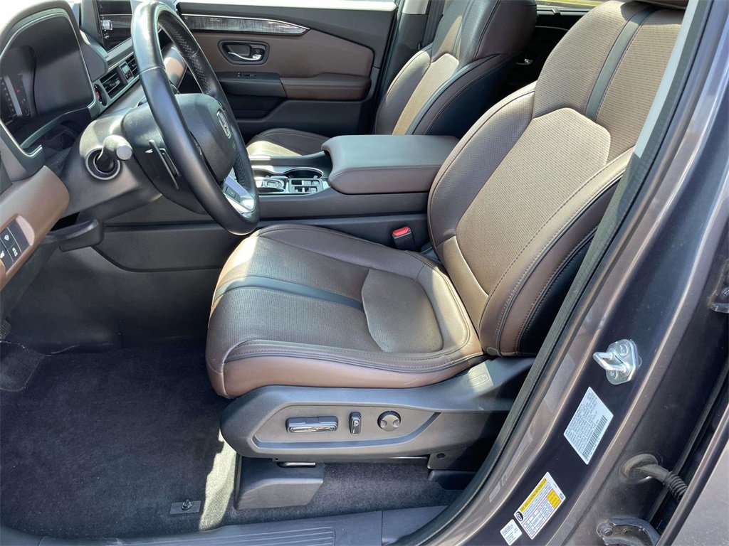 Used 2023 Honda Pilot Elite image 15