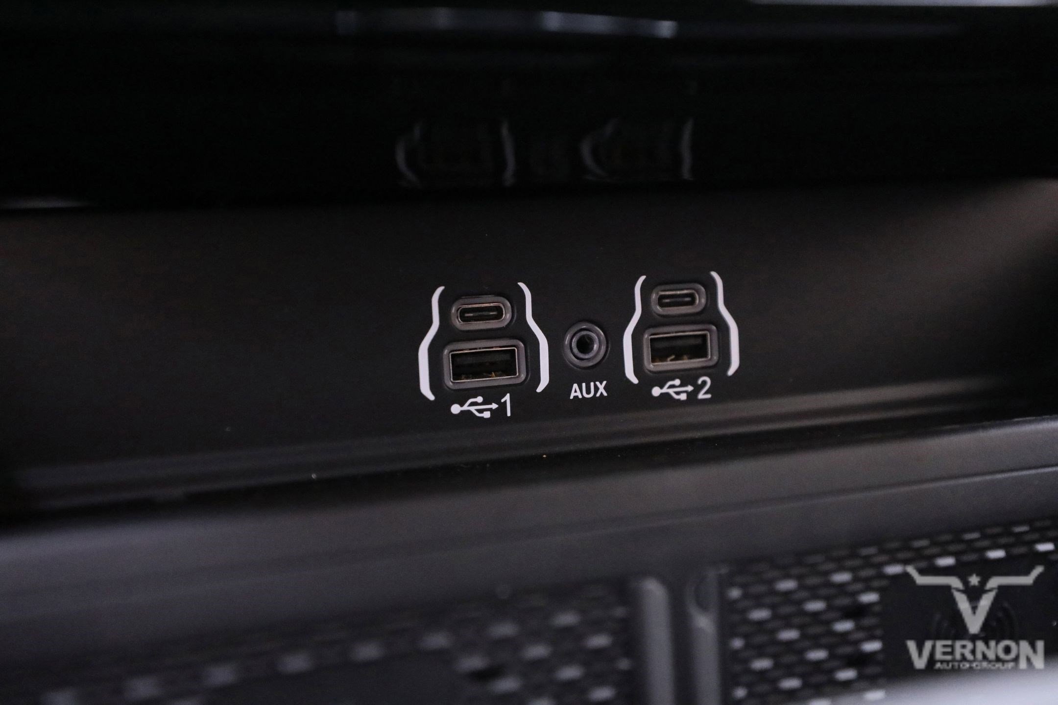 New 2025 RAM 3500 Laramie image 30