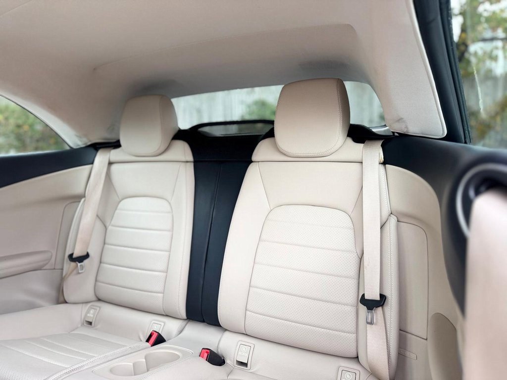 Used 2021 Mercedes-Benz C 300 4MATIC Cabriolet image 16