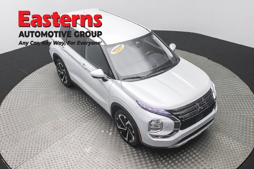 Used 2024 Mitsubishi Outlander SE AWD/4WD image 4
