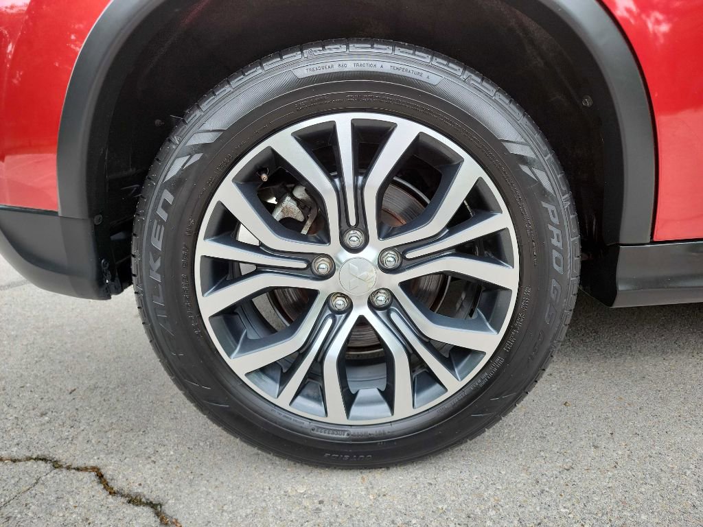 Used 2018 Mitsubishi Outlander Sport LE FWD image 10