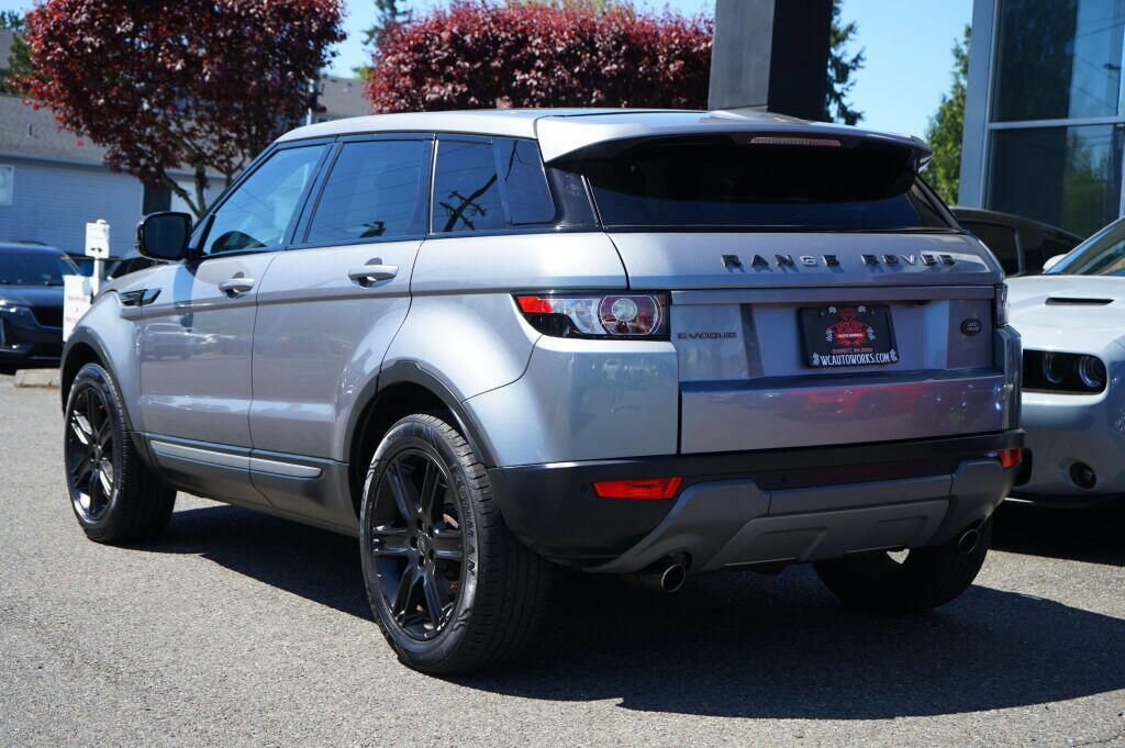 Used 2013 Land Rover Range Rover Evoque Pure Plus AWD/4WD image 3
