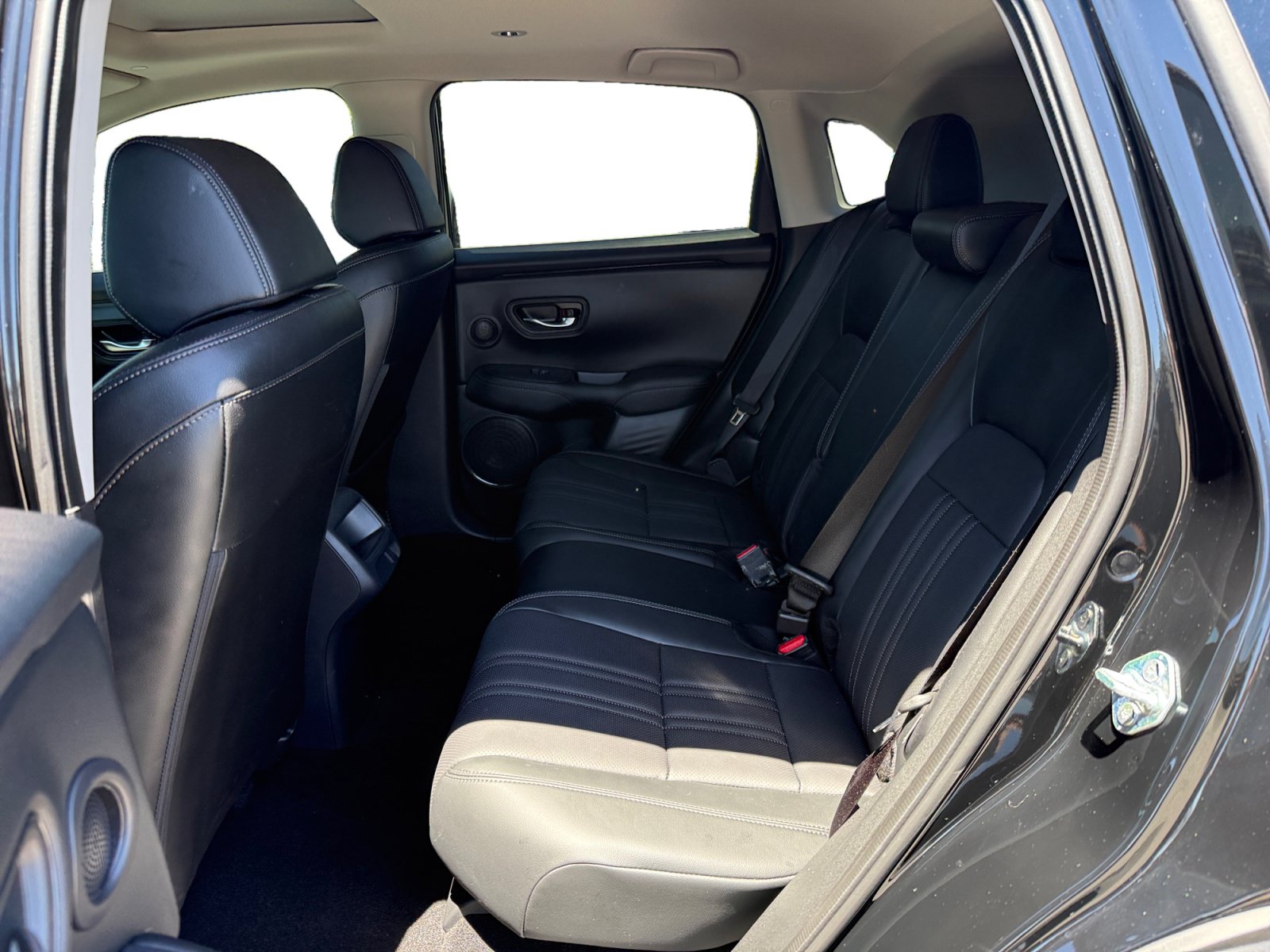 Used 2026 Honda HR-V EX-L image 16