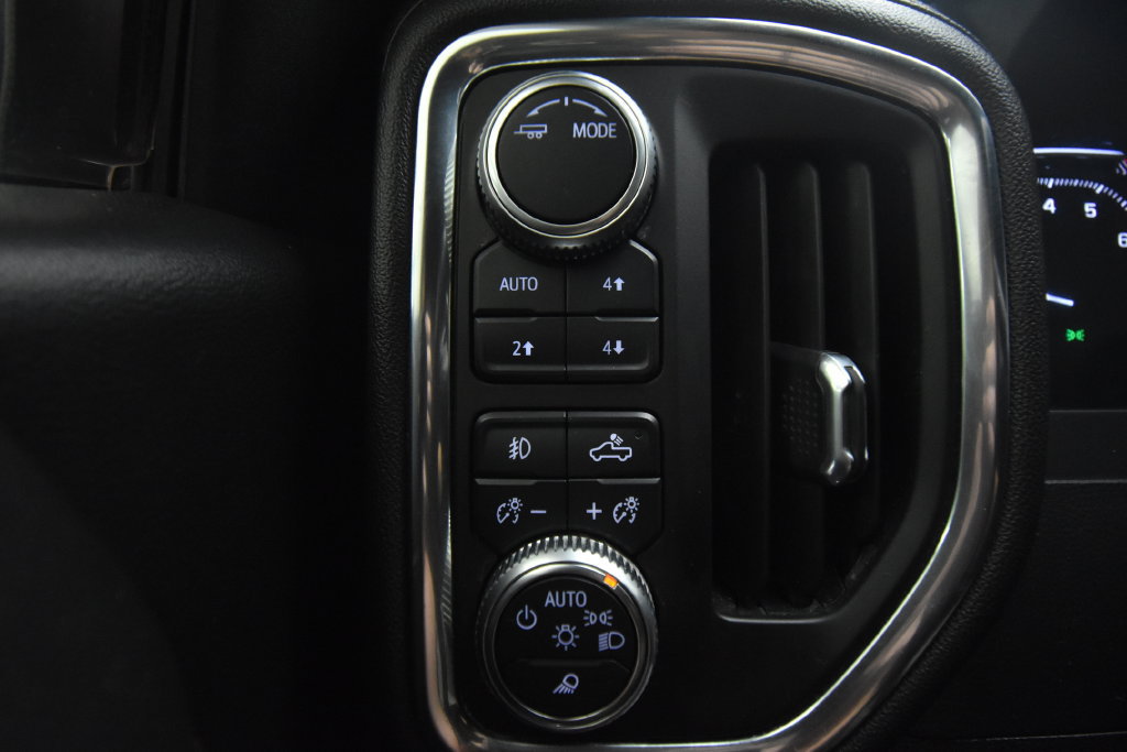 Used 2020 GMC Sierra 1500 AT4 w/ AT4 Premium Package AWD/4WD image 32
