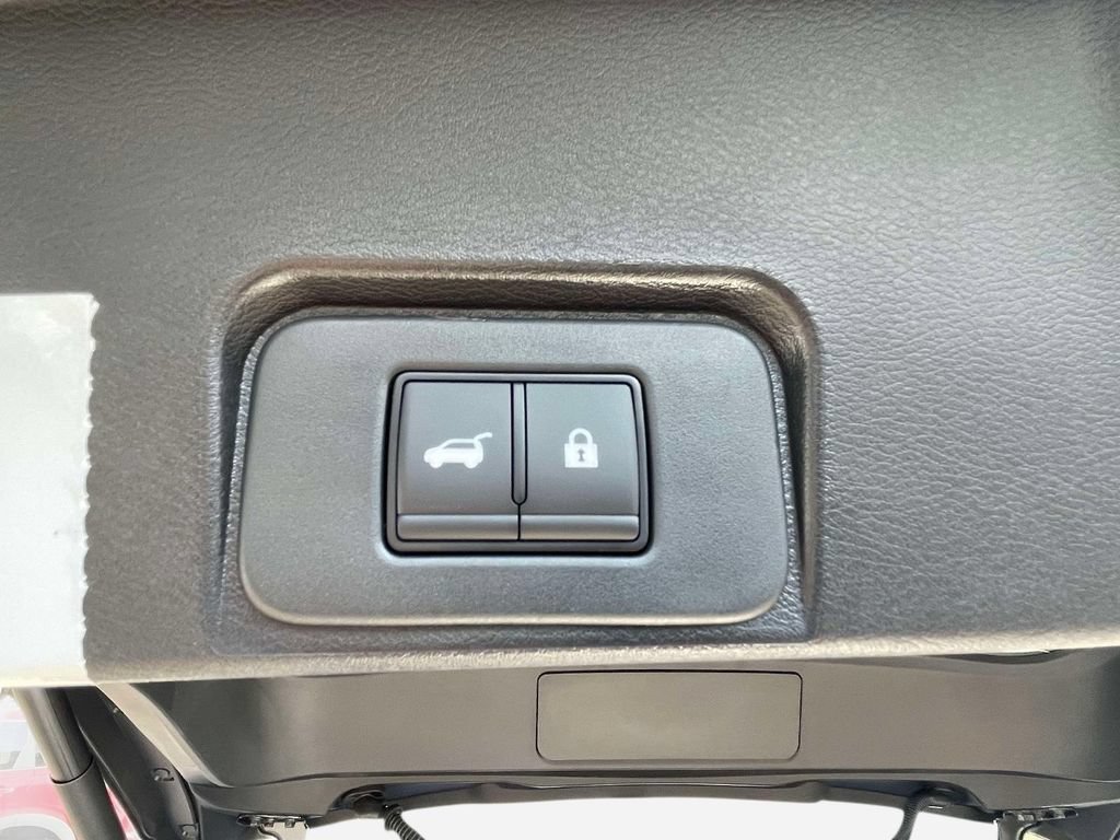 New 2026 Nissan Rogue SV FWD image 10