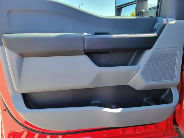 New 2025 Ford F250 XL w/ 360-Degree Camera Package AWD/4WD image 13
