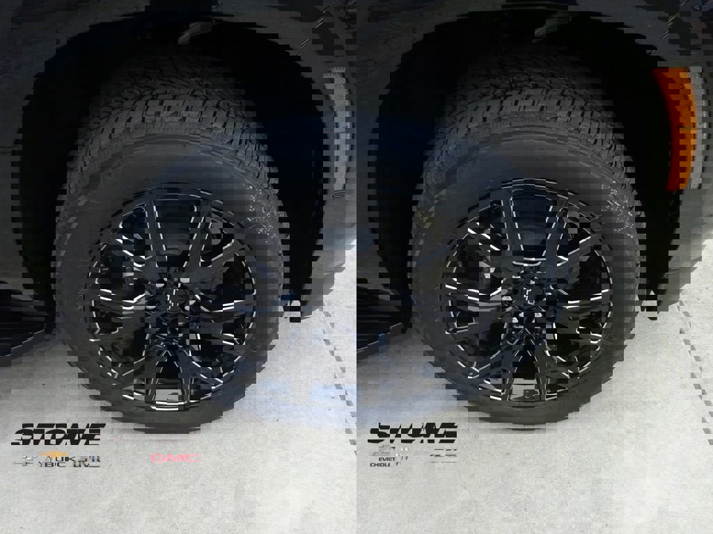 New 2026 Chevrolet Suburban Premier image 10