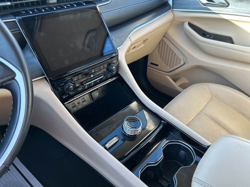 Used 2021 Jeep Grand Cherokee L Limited image 23