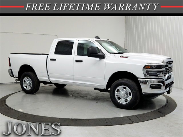 New 2026 RAM 2500 Tradesman w/ Chrome Appearance Group