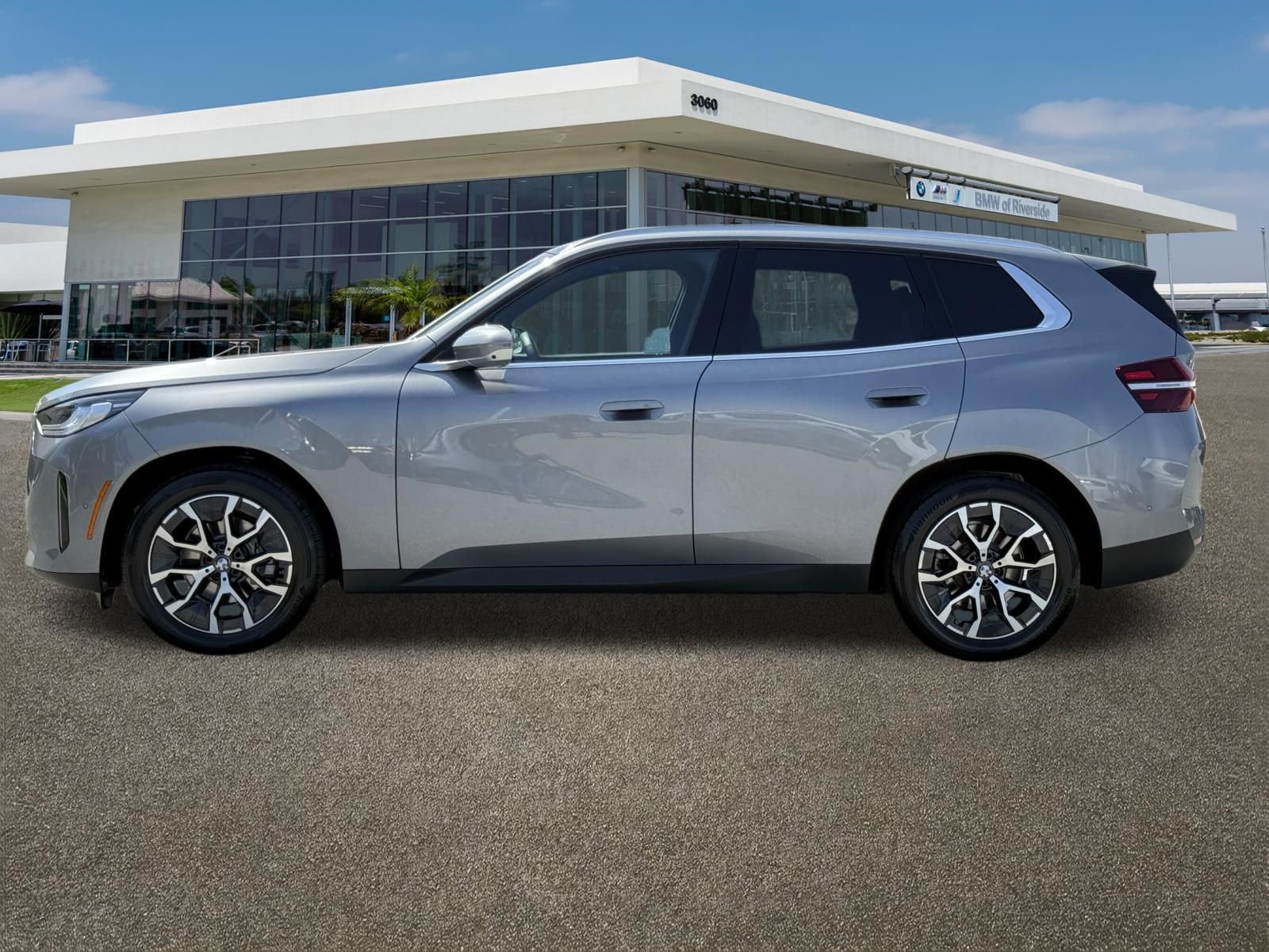 Used 2026 BMW X3 xDrive30 w/ Premium Package AWD/4WD image 5