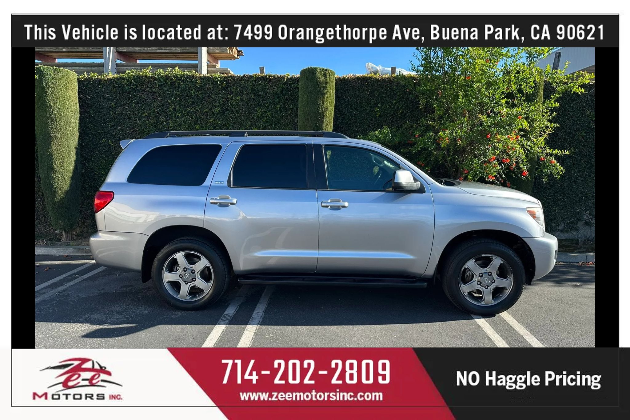 Used 2012 Toyota Sequoia SR5 w/ Sport Appearance Pkg image 5