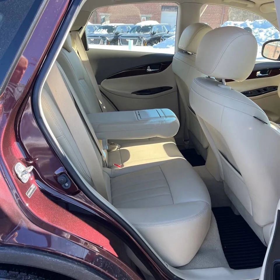 Used 2015 INFINITI QX50 Journey w/ Premium Package AWD/4WD image 18