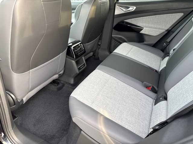 New 2026 Volkswagen ID.4 Pro image 36