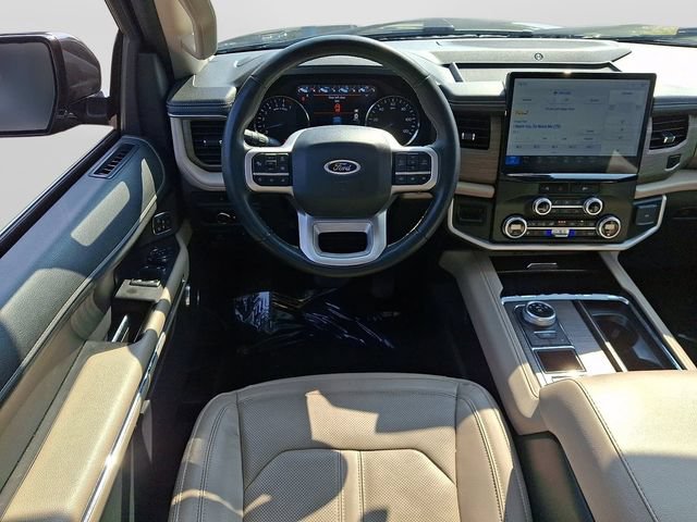 Used 2024 Ford Expedition Limited RWD image 13