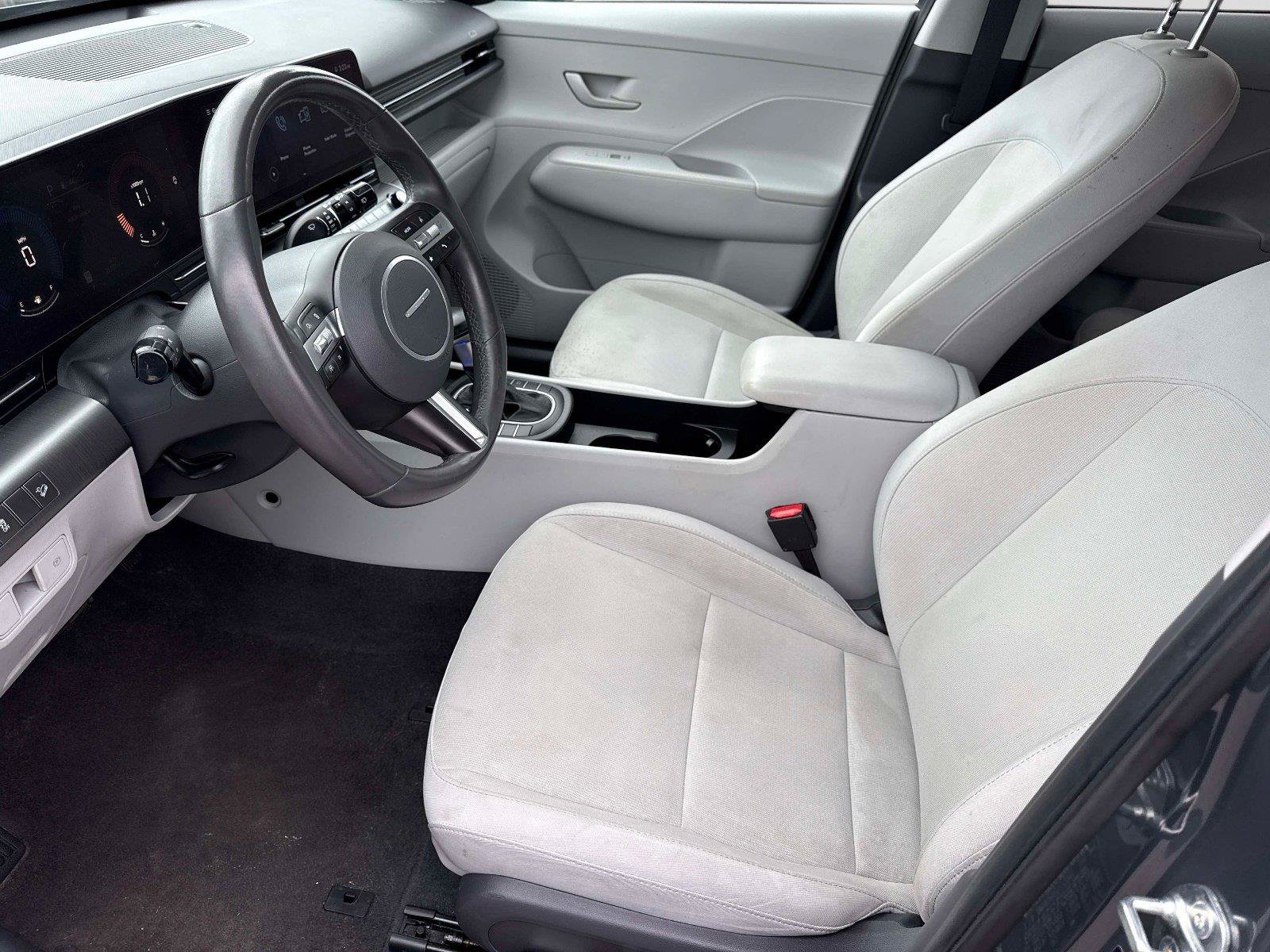 Used 2024 Hyundai Kona SEL FWD image 13