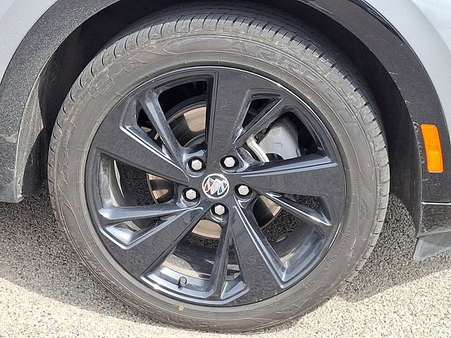 Used 2023 Buick Envision Essence w/ Sport Touring Package image 8