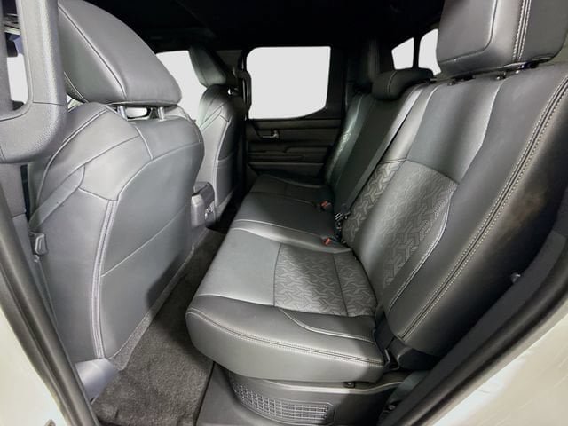 Certified 2024 Toyota Tacoma Limited AWD/4WD image 27