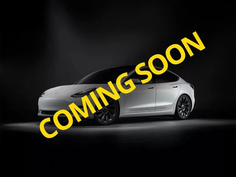Used 2023 Tesla Model 3 Standard Range image 3
