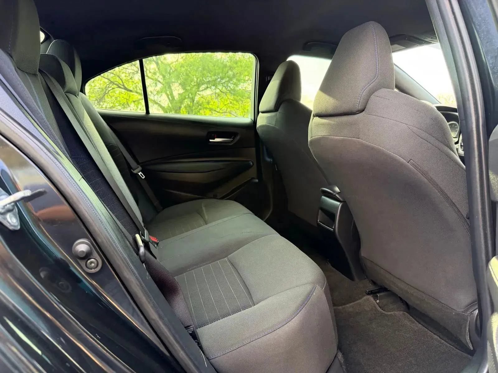 Used 2022 Toyota Corolla SE FWD image 21