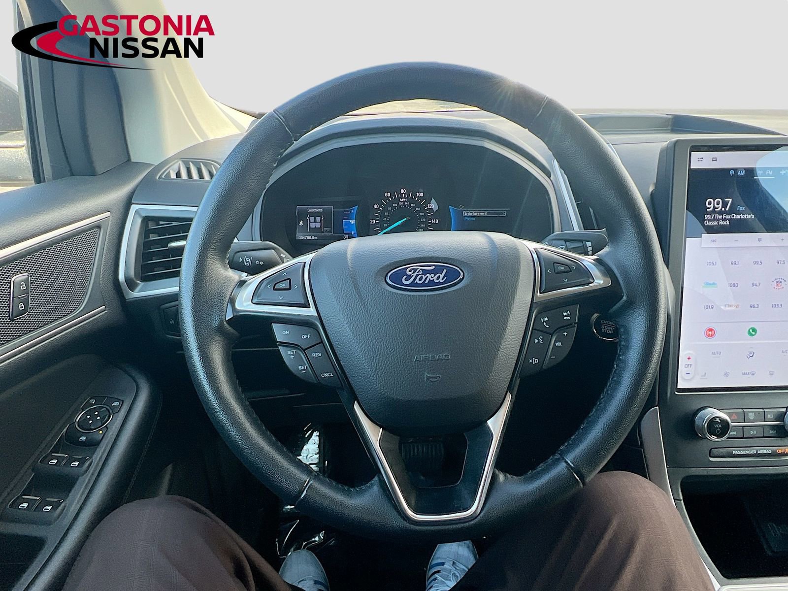 Used 2024 Ford Edge SEL image 14