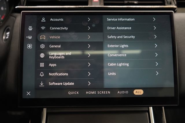 Used 2024 Land Rover Range Rover Velar Dynamic SE image 44