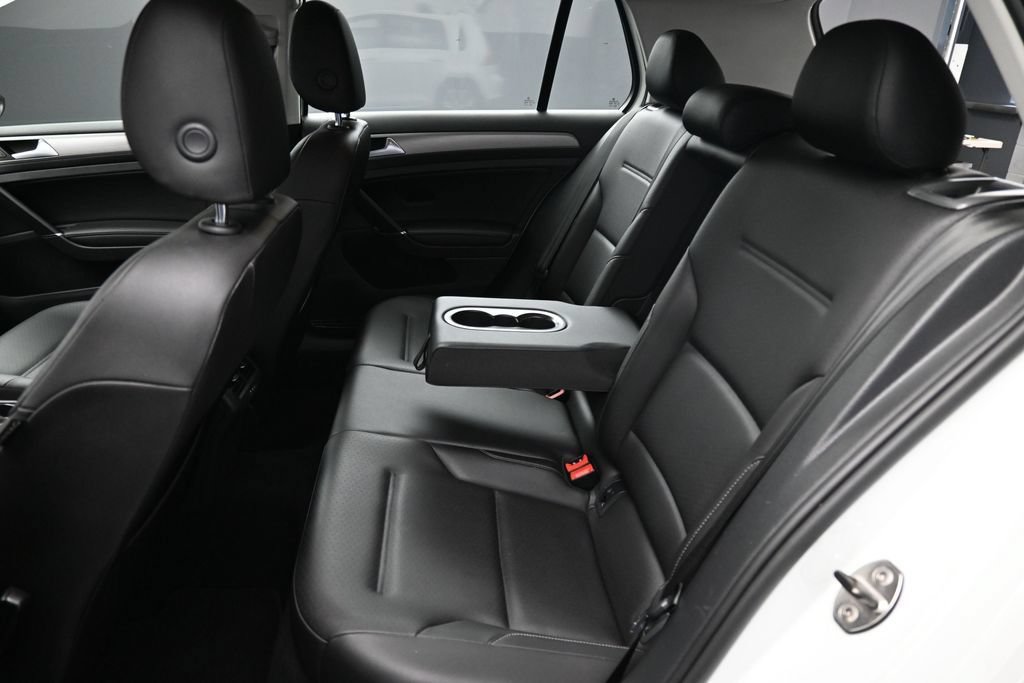 Used 2017 Volkswagen Golf Wolfsburg Edition FWD image 16