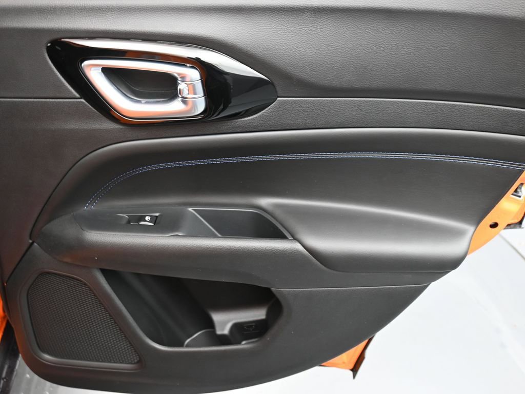 New 2026 Jeep Compass Latitude image 15