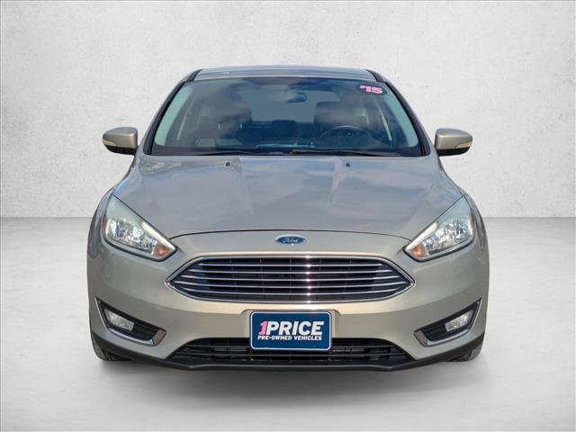 Used 2015 Ford Focus Titanium video 2