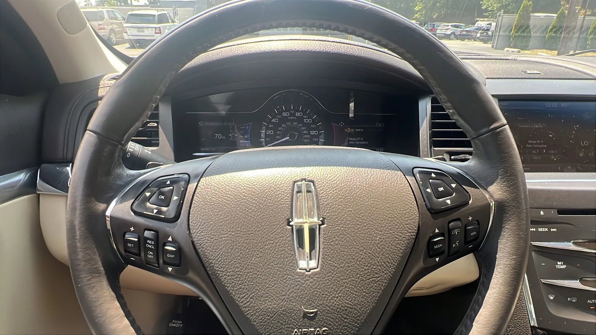 Used 2015 Lincoln MKS AWD w/ Equipment Group 201A image 13