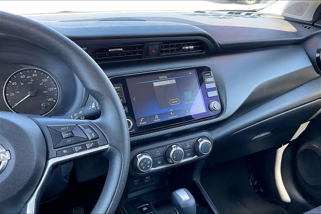 Used 2024 Nissan Kicks SV image 9