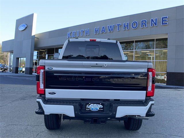 New 2025 Ford F350 Platinum w/ FX4 Off-Road Package image 6