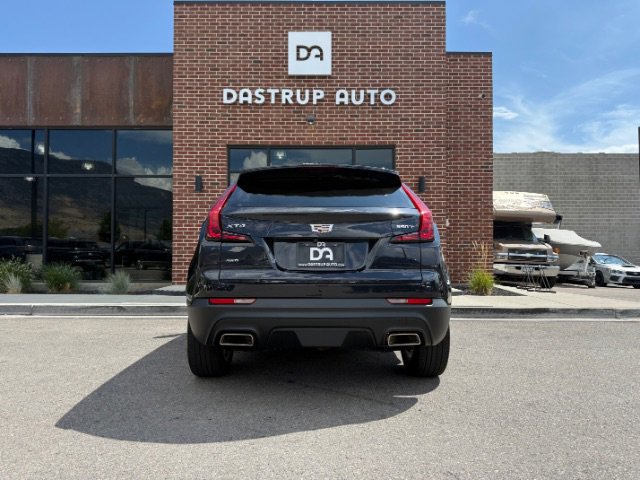 Used 2023 Cadillac XT4 Luxury w/ Cold Weather Package image 7