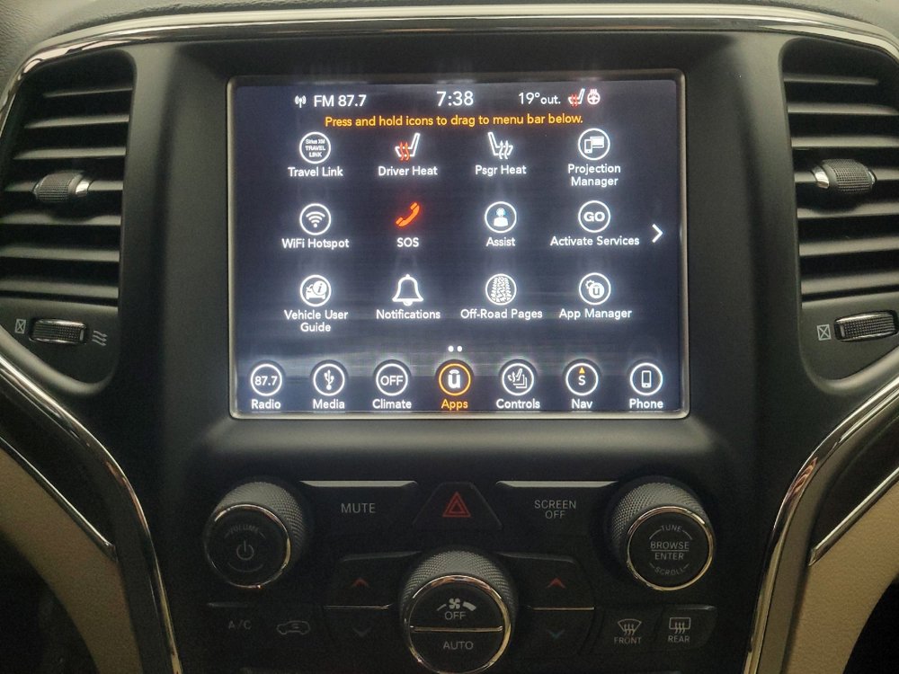 Used 2018 Jeep Grand Cherokee Limited image 25