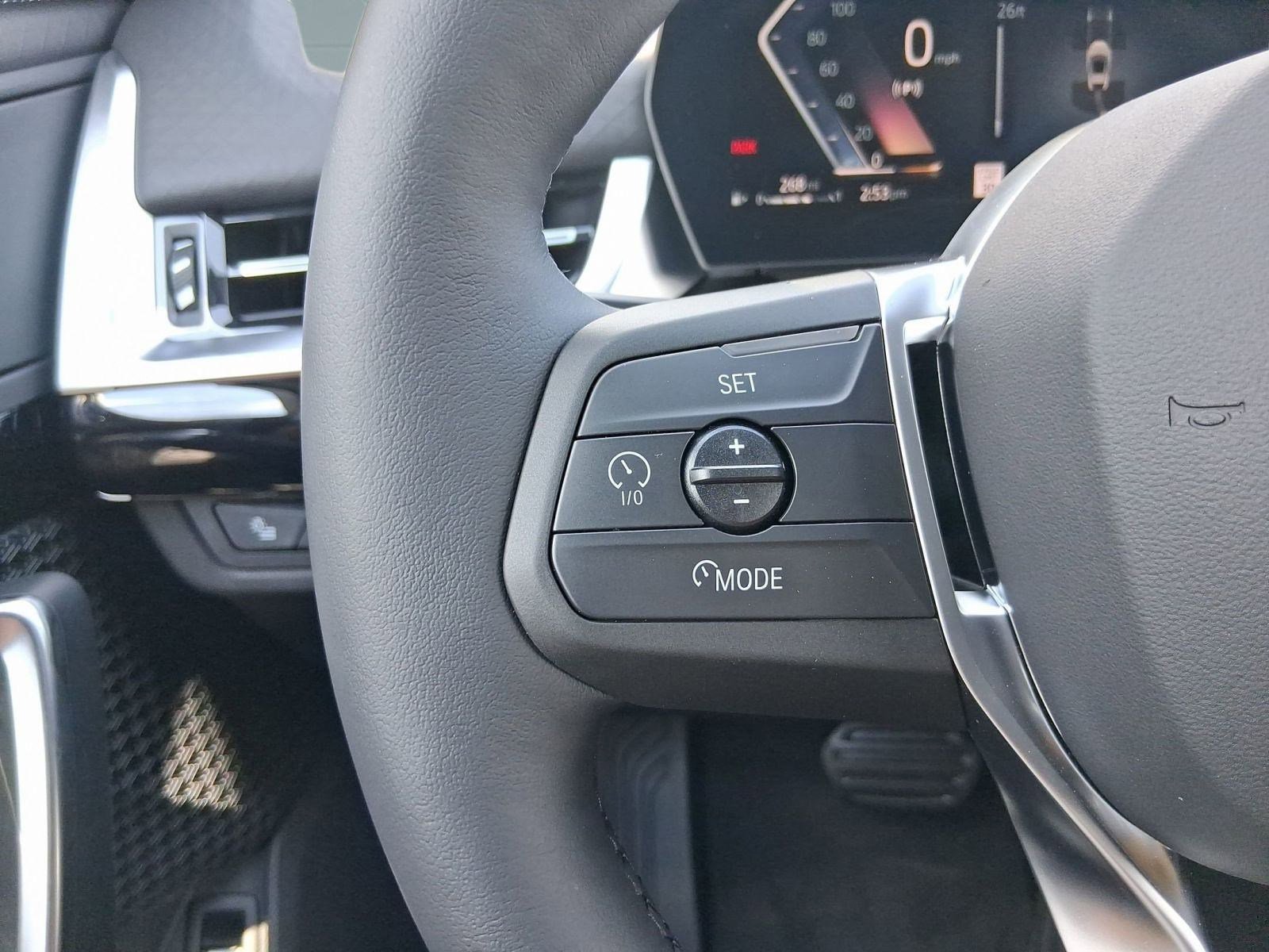 Used 2026 BMW X2 xDrive28i w/ Technology Package image 13