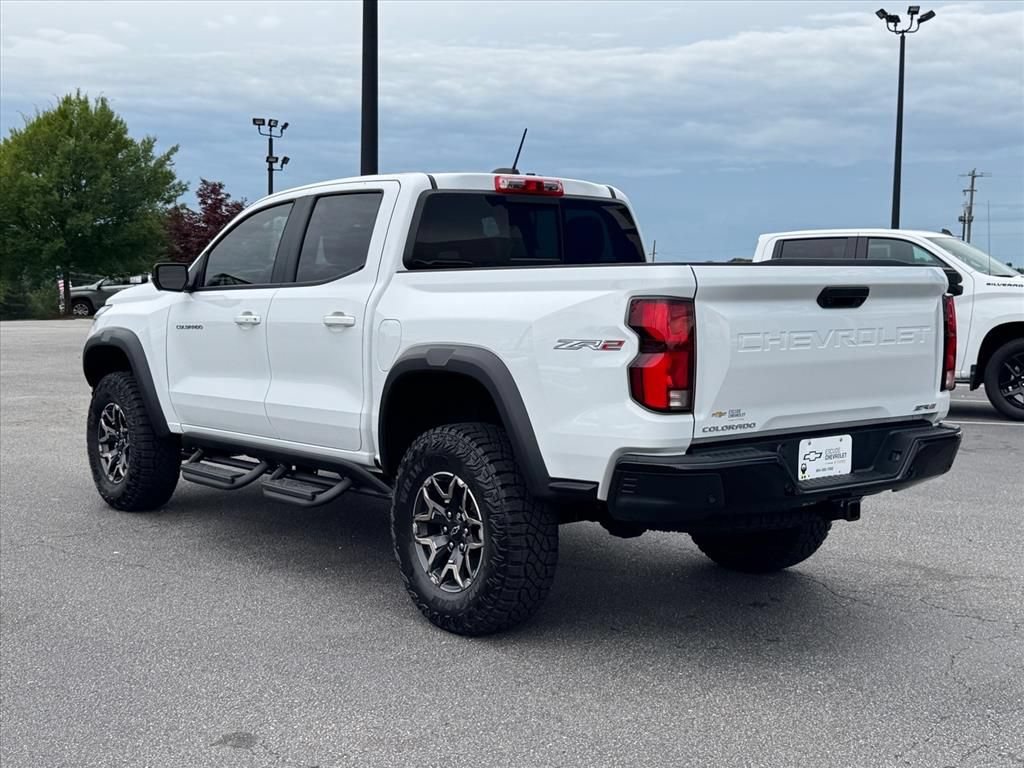 New 2026 Chevrolet Colorado ZR2 w/ Technology Package AWD/4WD image 5