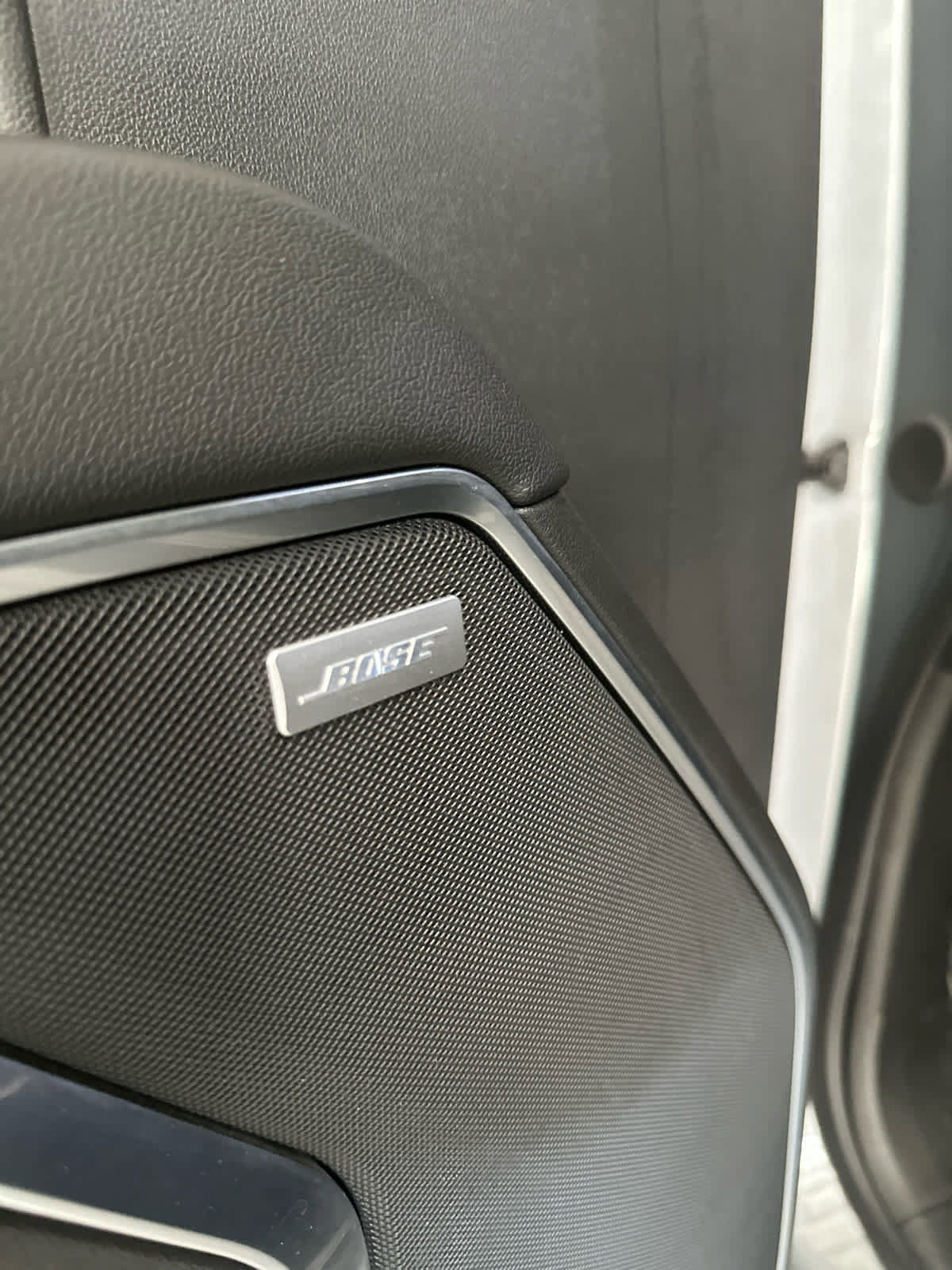 Used 2025 Chevrolet Silverado 3500 LTZ w/ LTZ Convenience Package image 21