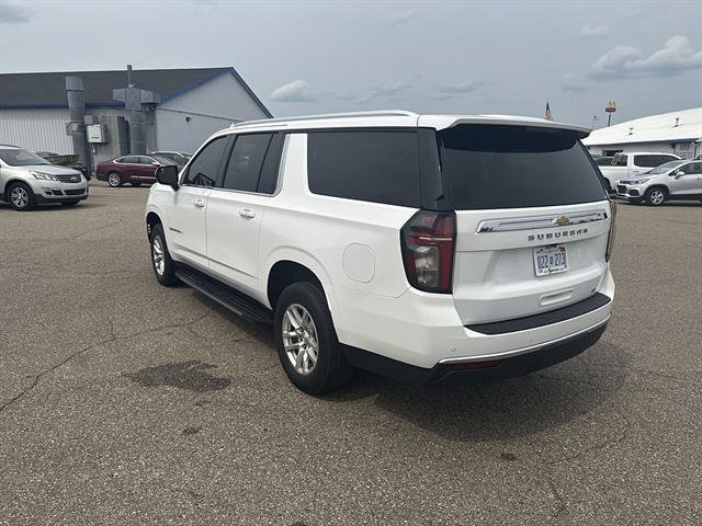 Used 2022 Chevrolet Suburban LT AWD/4WD image 55