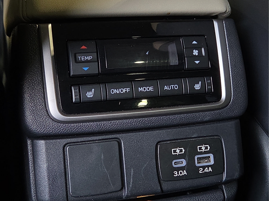 Used 2024 Subaru Ascent Limited w/ Technology Package AWD/4WD image 16