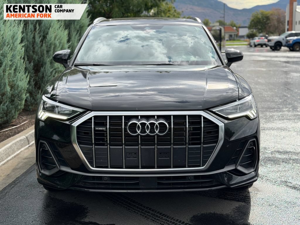 Used 2025 Audi Q3 2.0T Premium AWD/4WD image 2