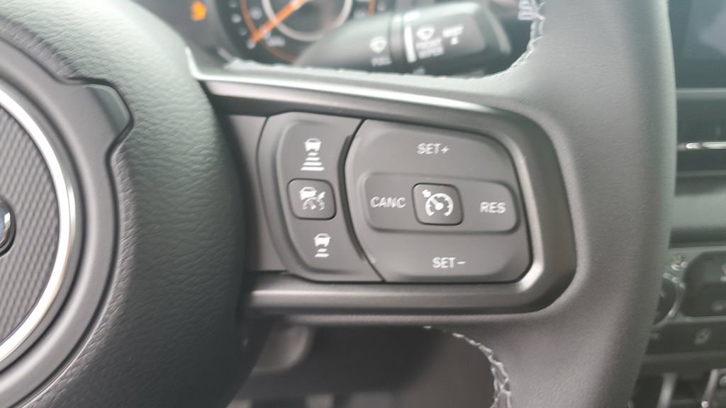 New 2026 Jeep Gladiator Sport image 30