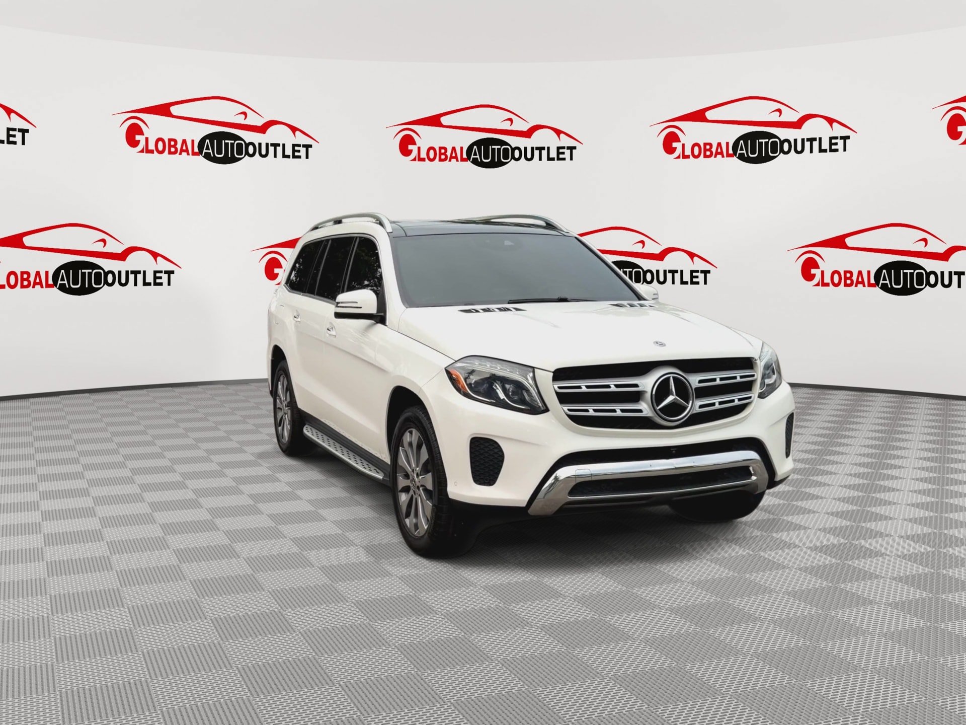 Used 2019 Mercedes-Benz GLS 450 4MATIC w/ Premium 1 Package image 2
