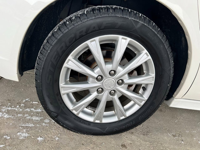 Used 2011 Buick Lucerne CXL image 14